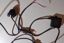 2 Kamera, Sender und 12 Volt Anschluß.jpg 2 Kamera, Sender und 12 Volt Anschluß.jpg